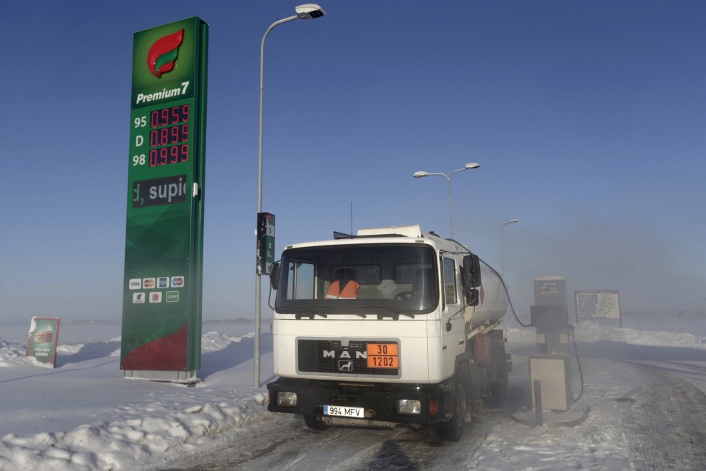 фото для записи Сколько стоит бензин в разных странах